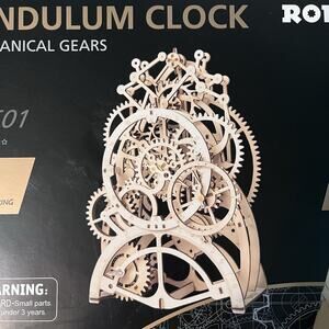 Rokr Pendulum Clock Mechanical Gears Laser Cut Wooden Puzzle & Working Clock NIB